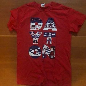 University of Dayton t-shirt Adult S